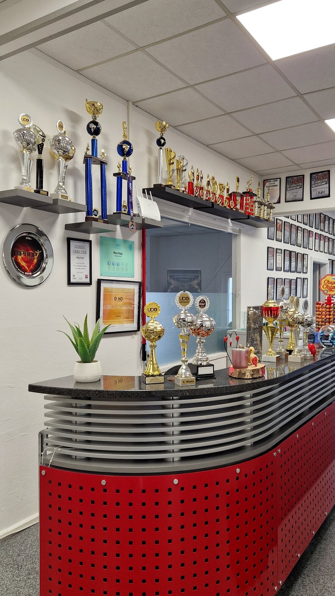 Bilder IE - (Impressive Expression) Dance School