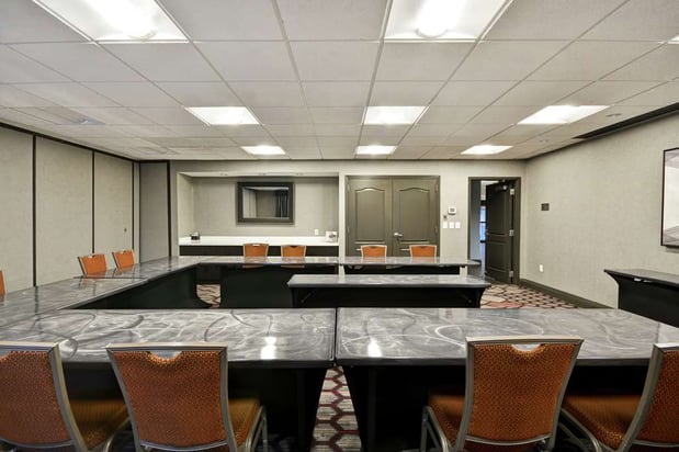 Images Hampton Inn & Suites Columbus-Easton Area