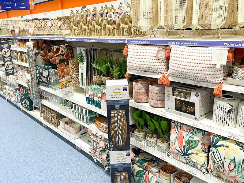 Images B&M Store with Garden Centre