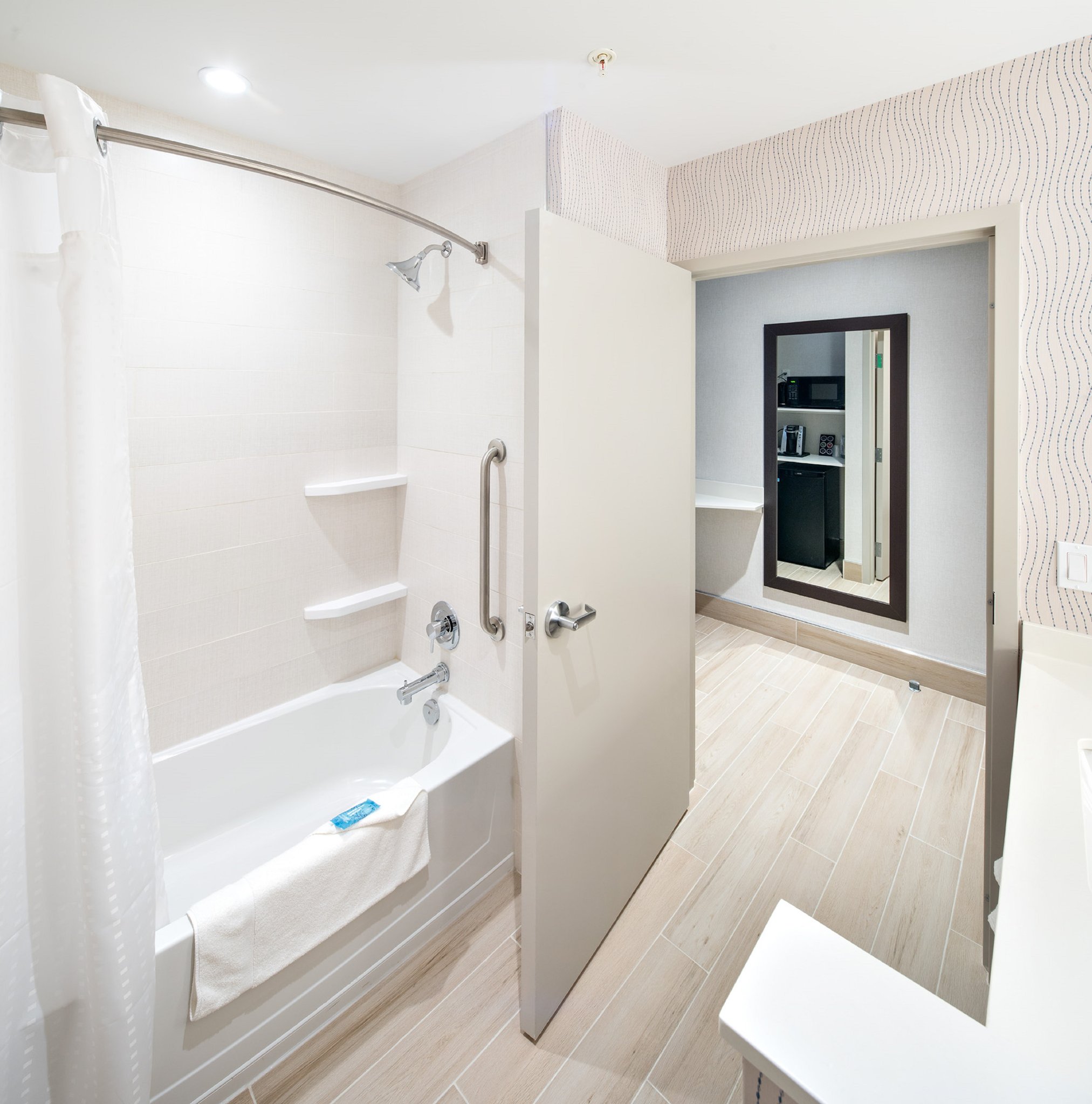 Images Holiday Inn Express Red Deer North by IHG