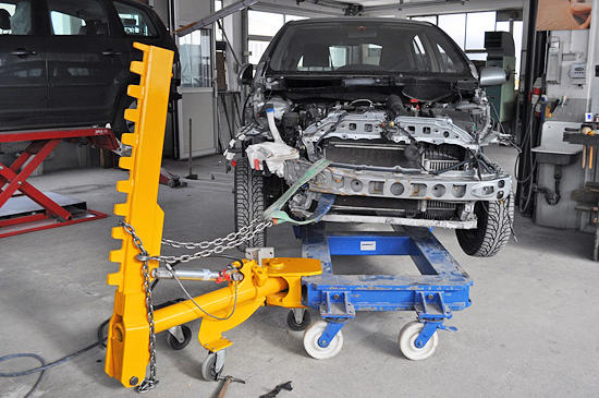 Carrosserie H. Leuenberger AG, Worblentalstrasse 97 in Ittigen