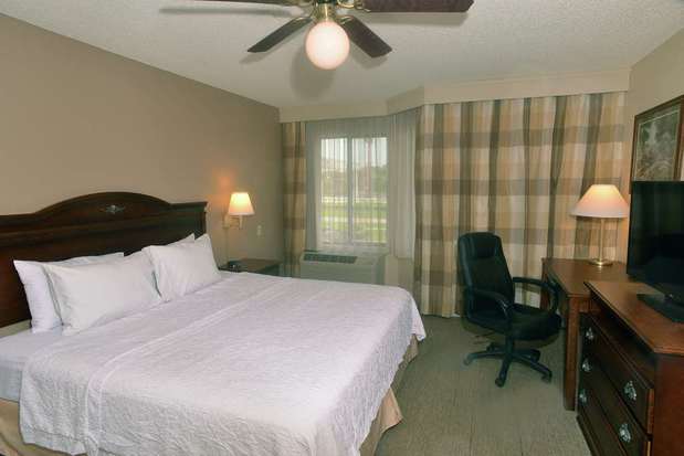 Images Hampton Inn & Suites Springfield