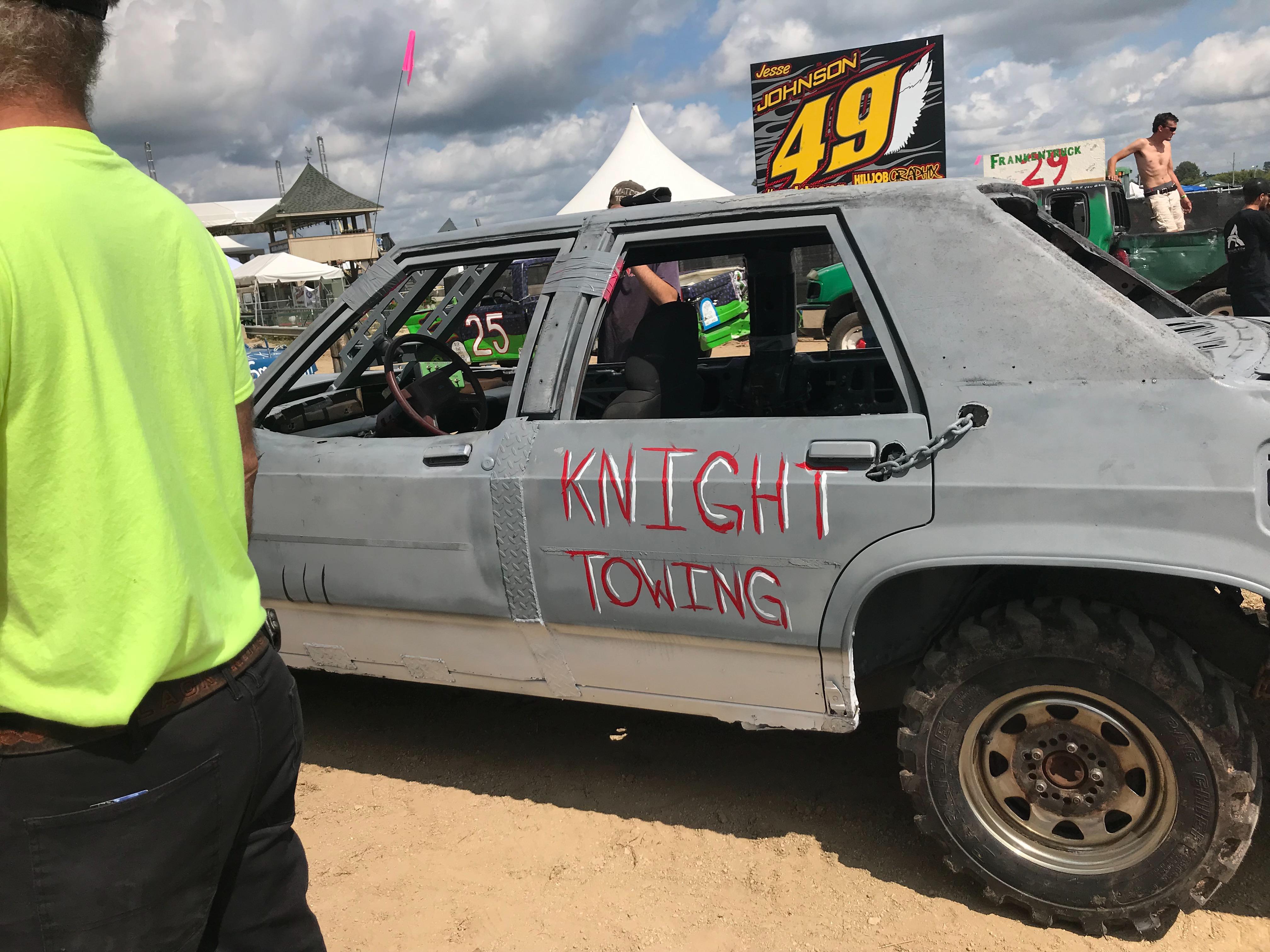 Knight Towing Photo