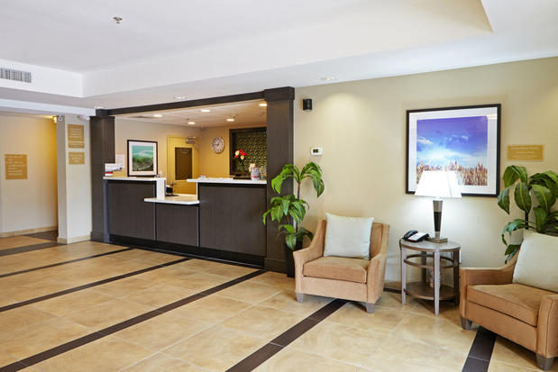 Images Candlewood Suites San Antonio Airport by IHG
