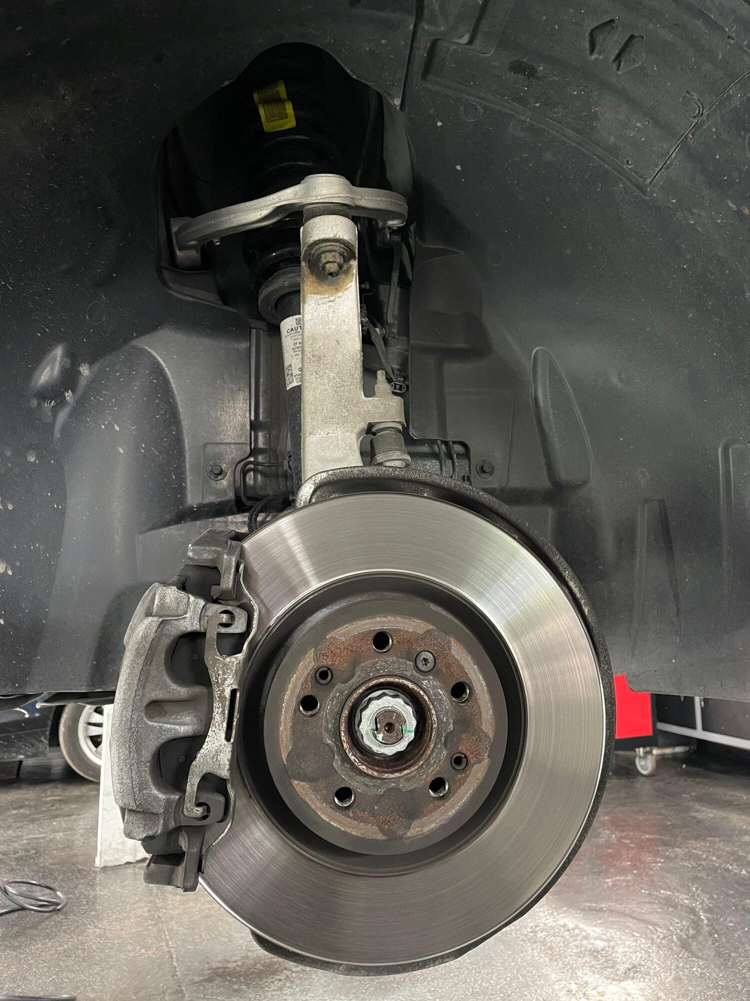 Bilder TJs Garage GmbH