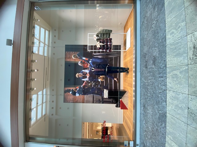 Bild 2 Tommy Hilfiger in Bremen