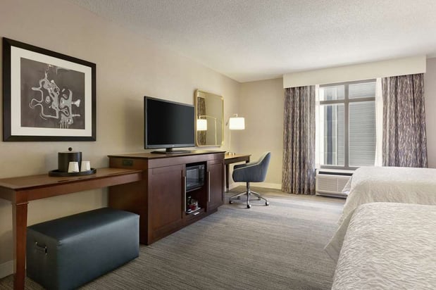 Images Hampton Inn & Suites Nashville-Downtown