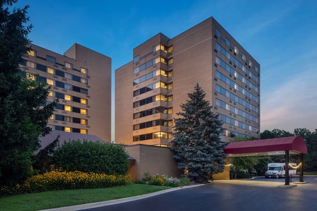 Images Hilton Chicago/Northbrook