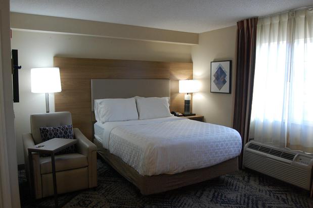 Images Candlewood Suites Harrisburg I-81 - Hershey Area, an IHG Hotel