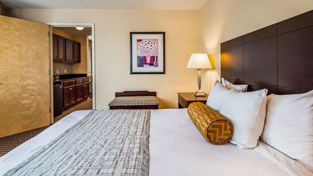 Images Best Western Plus Philadelphia Airport South at Widener University