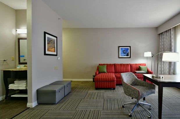 Images Hampton Inn & Suites Fredericksburg