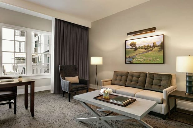 Images The Harpeth Franklin Downtown, Curio Collection by Hilton