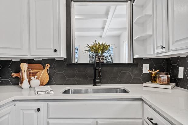 Images Exposure It - Pittsburgh Real Estate Photography