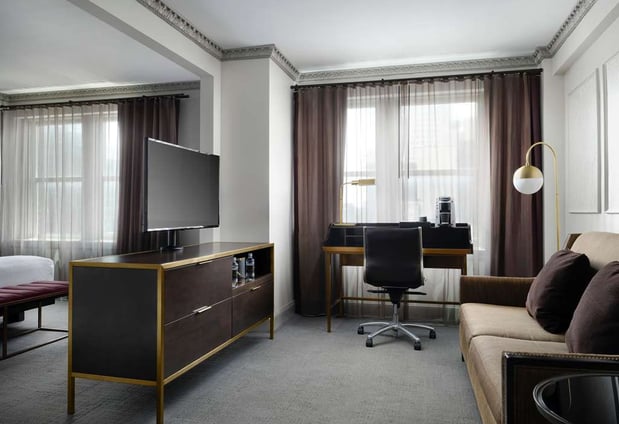 Images Hotel Phillips Kansas City, Curio Collection by Hilton