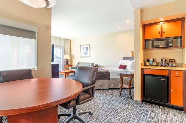 Images Best Western Plus Bayside Hotel