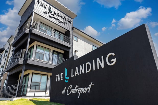 Images The Landing at Centreport Apartments
