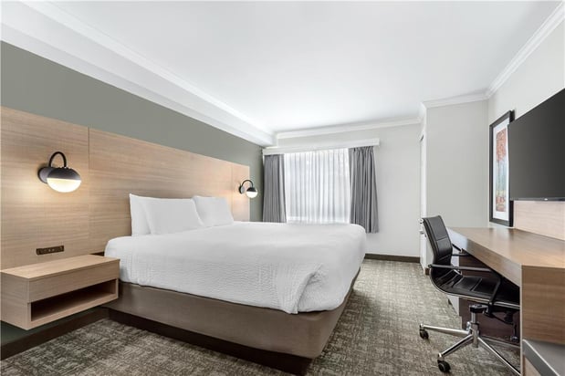 Images Best Western Plus Windjammer Inn & Conference Center