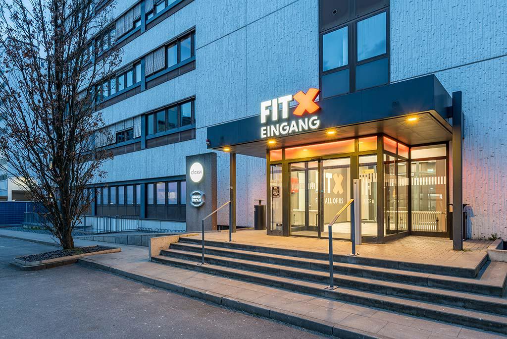 Bild 1 FitX Fitnessstudio in Hamburg