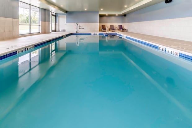 Images Holiday Inn Express & Suites Milwaukee – West Allis by IHG