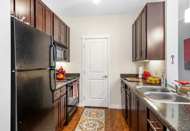 Images Mullan Reserve Apartments