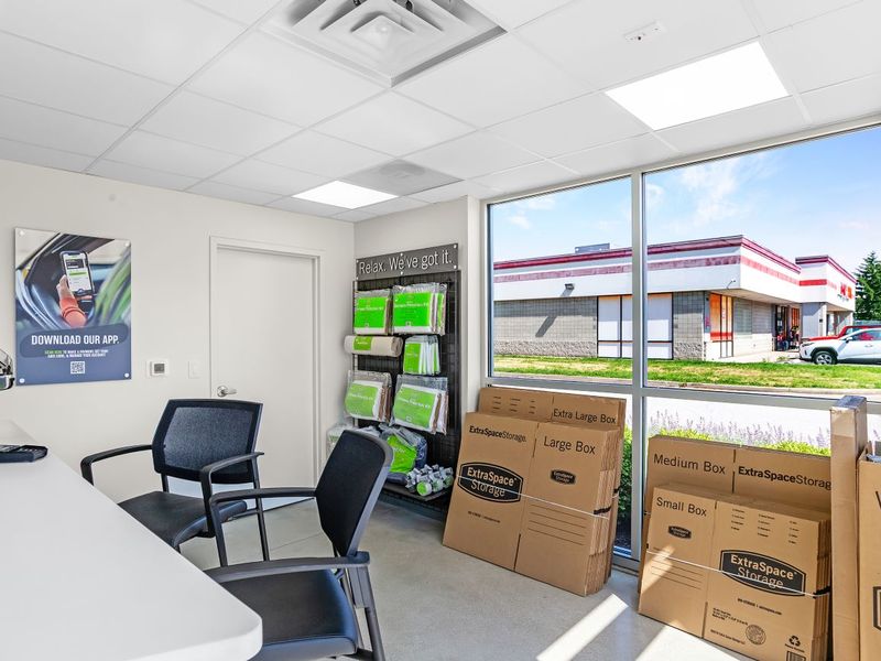 Office - Storage Express at 2950 S Lynhurst Dr, Indianapolis, IN 46241 