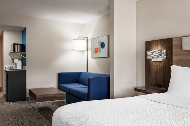 Images Holiday Inn Express & Suites Birmingham-Irondale (East) by IHG