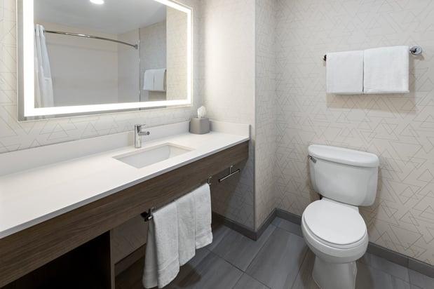 Images Holiday Inn Express & Suites Freeport - Brunswick Area by IHG