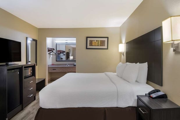 Images SureStay Plus by Best Western Jackson