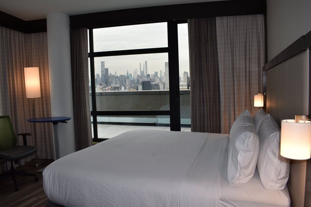 Images Holiday Inn Express Long Island City E - New York by IHG
