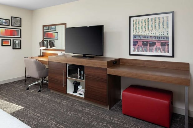 Images Hampton Inn & Suites Chicago-Burr Ridge