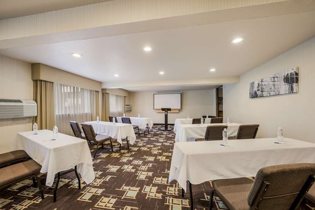 Images Best Western Alderwood