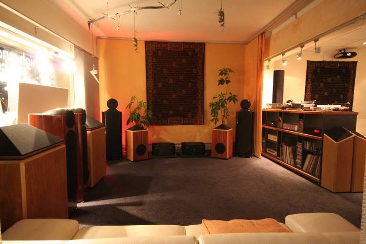 Acoustic Point Heidemarie Tratnik, Feldmarschall-Conrad-Platz 5 in Klagenfurt am Wörthersee