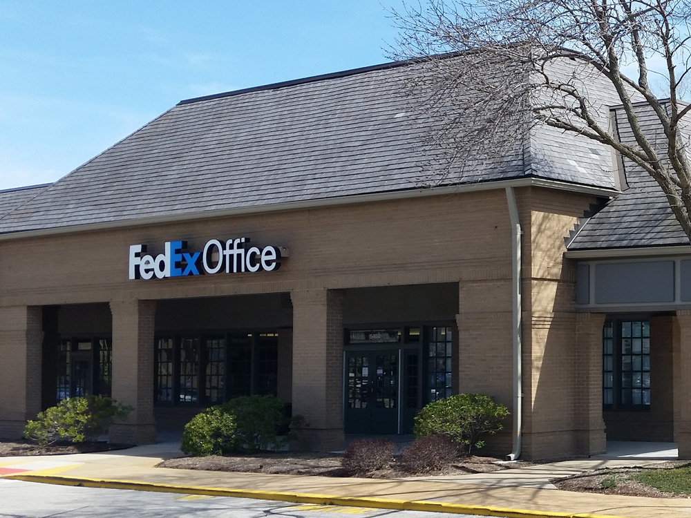 Exterior photo of FedEx Office location at 5458 S Lindbergh Blvd\t Print quickly and easily in the self-service area at the FedEx Office location 5458 S Lindbergh Blvd from email, USB, or the cloud\t FedEx Office Print & Go near 5458 S Lindbergh Blvd\t Shipping boxes and packing services available at FedEx Office 5458 S Lindbergh Blvd\t Get banners, signs, posters and prints at FedEx Office 5458 S Lindbergh Blvd\t Full service printing and packing at FedEx Office 5458 S Lindbergh Blvd\t Drop off FedEx packages near 5458 S Lindbergh Blvd\t FedEx shipping near 5458 S Lindbergh Blvd