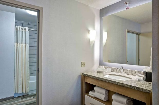 Images Homewood Suites by Hilton Chicago-Downtown