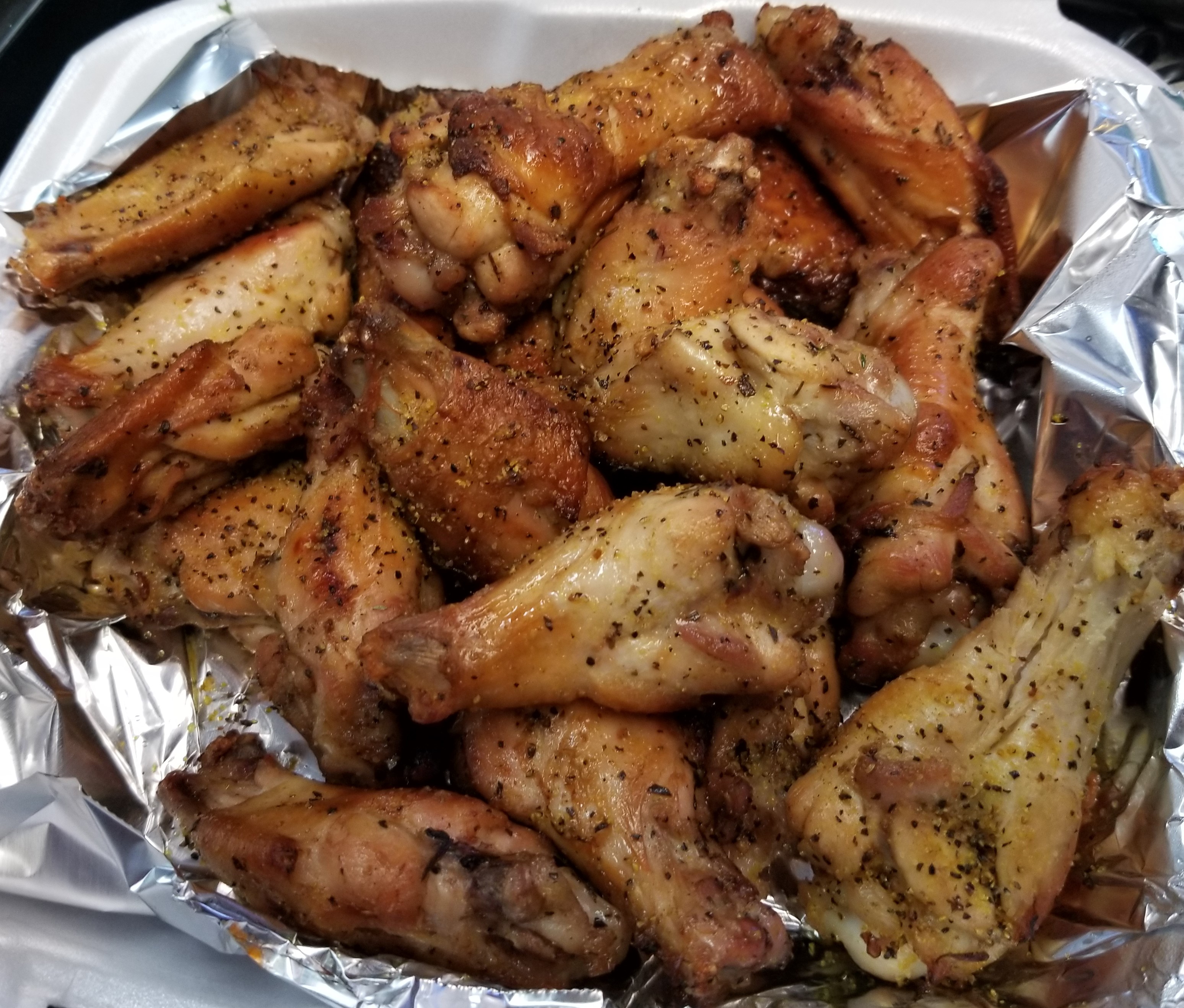 Classic oven-baked garlic pepper wings. Served with sides of ranch or bleu cheese!