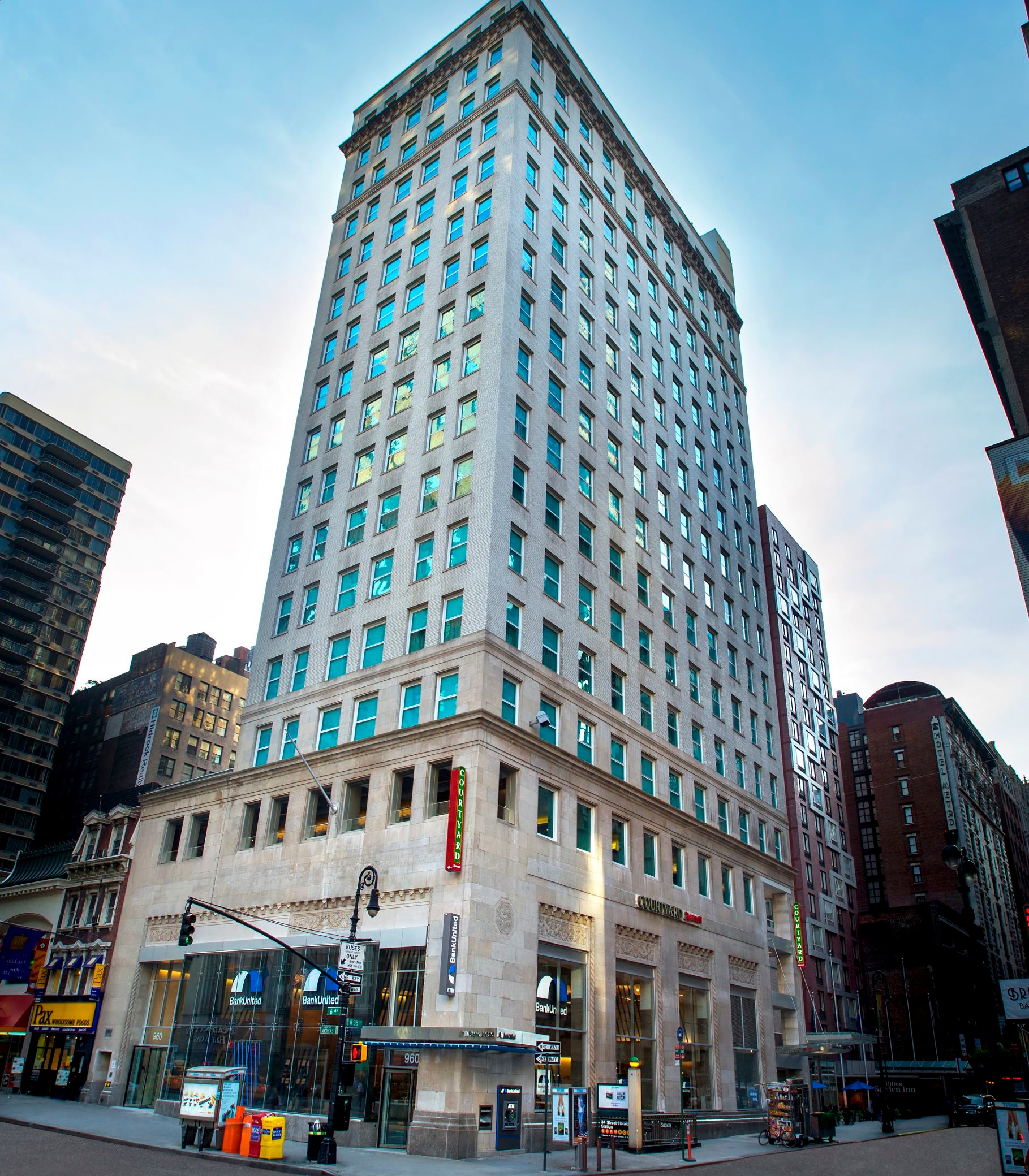 courtyard new york downtown manhattan hotel