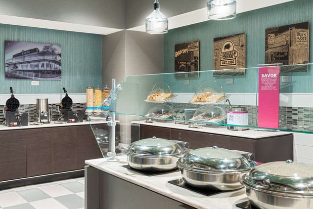 Images Hampton Inn & Suites Atlanta Buckhead Place