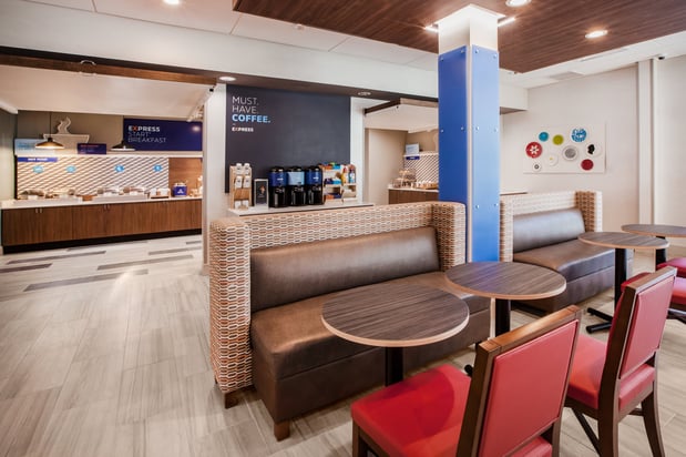 Images Holiday Inn Express & Suites Remington by IHG