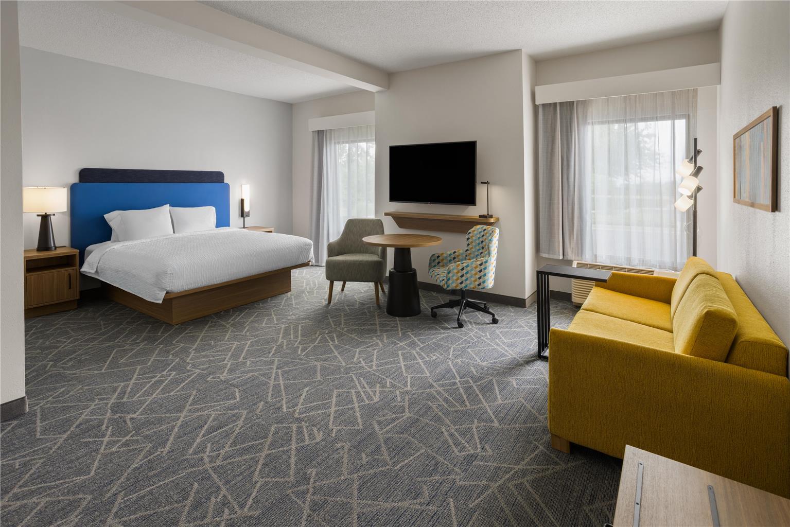 Guest room