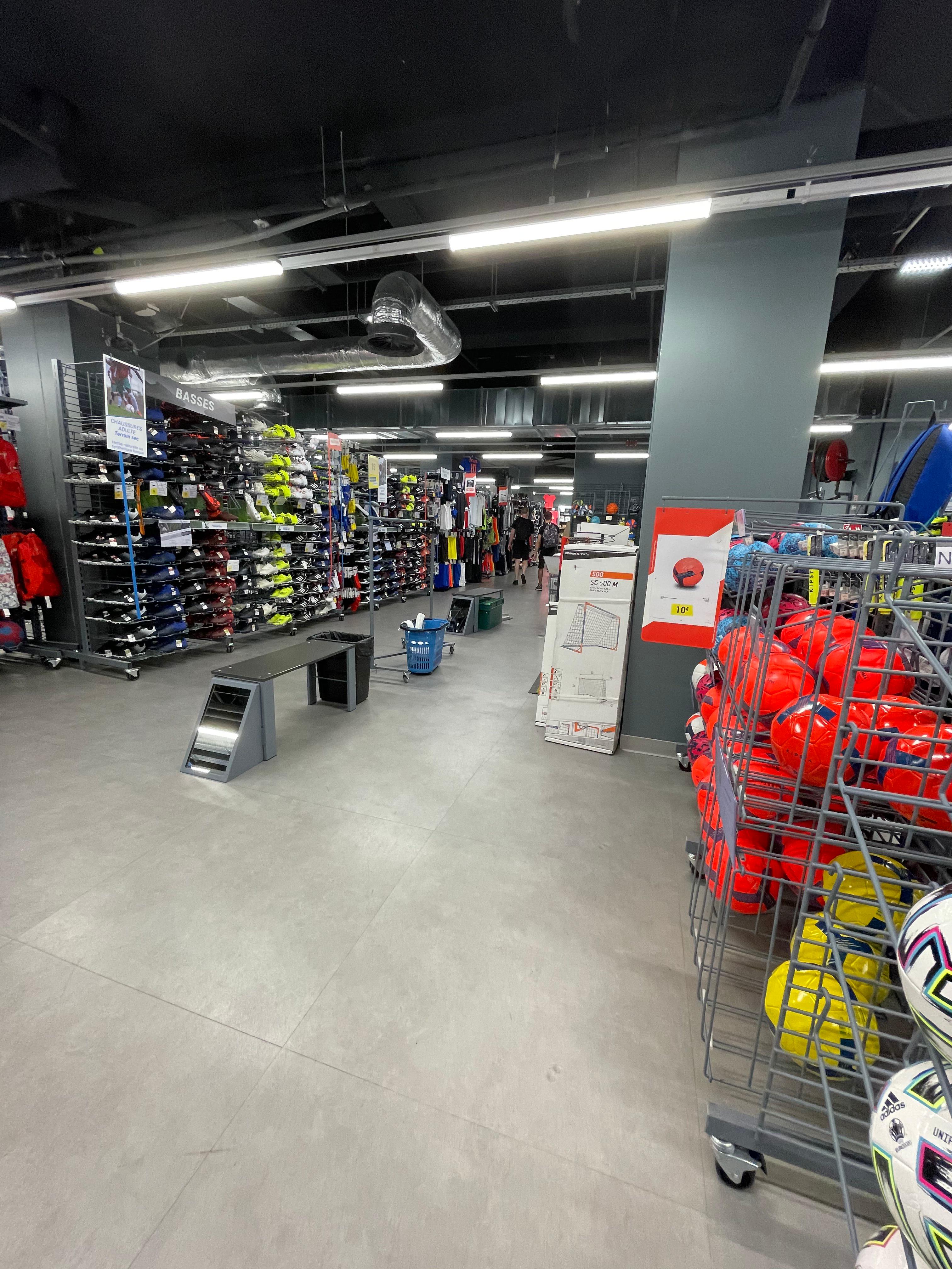 Foto 5 di Decathlon Nice TNL