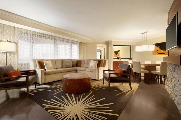 Images Embassy Suites by Hilton Austin Downtown South Congress
