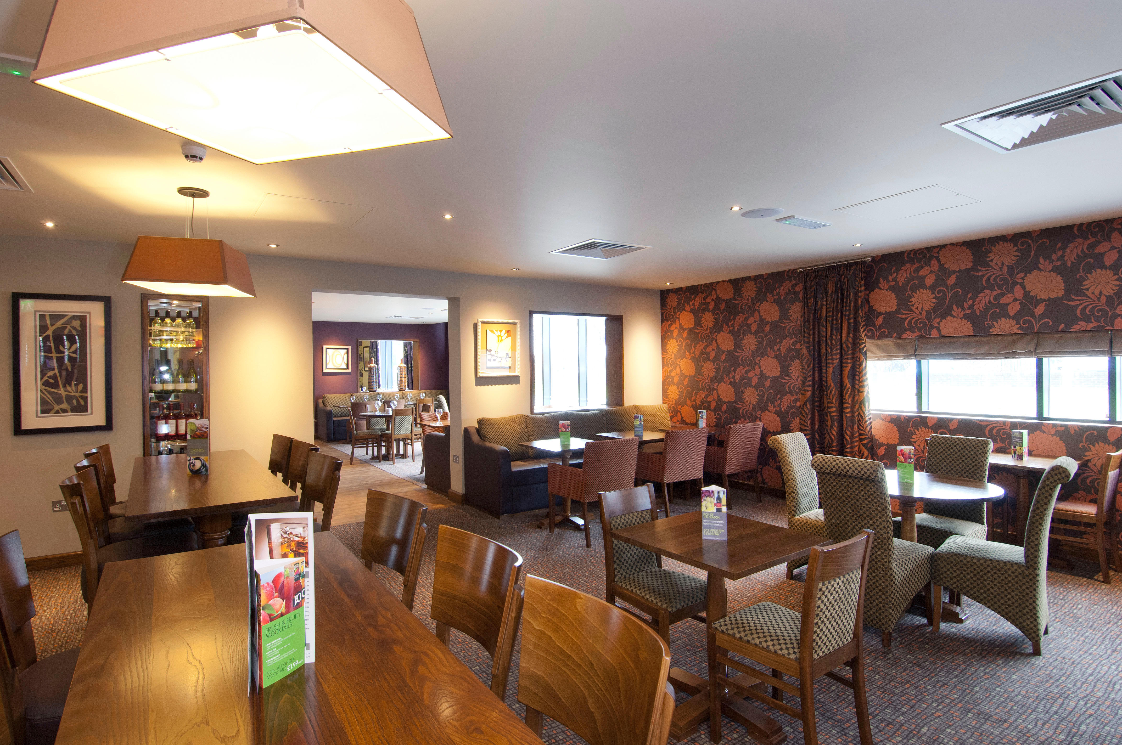 Thyme restaurant interior Premier Inn London Heathrow Airport Terminal 5 hotel Longford 08715 279344