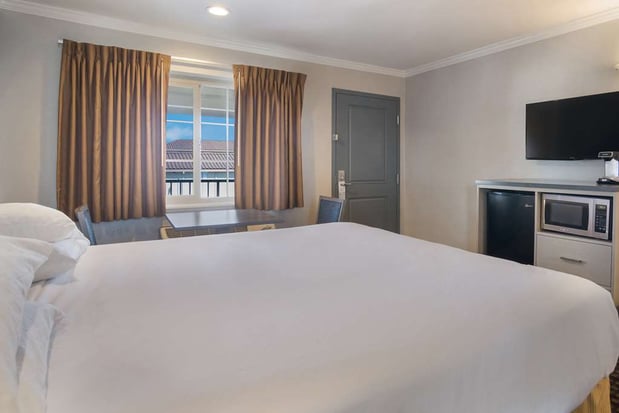 Images SureStay by Best Western San Rafael