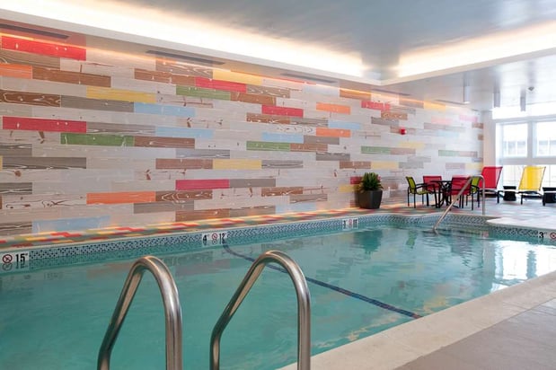 Images Hilton Garden Inn Burlington Downtown