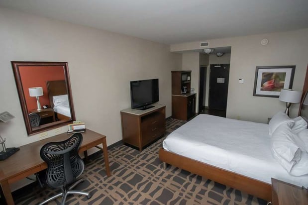 Images Hilton Garden Inn Dayton South-Austin Landing