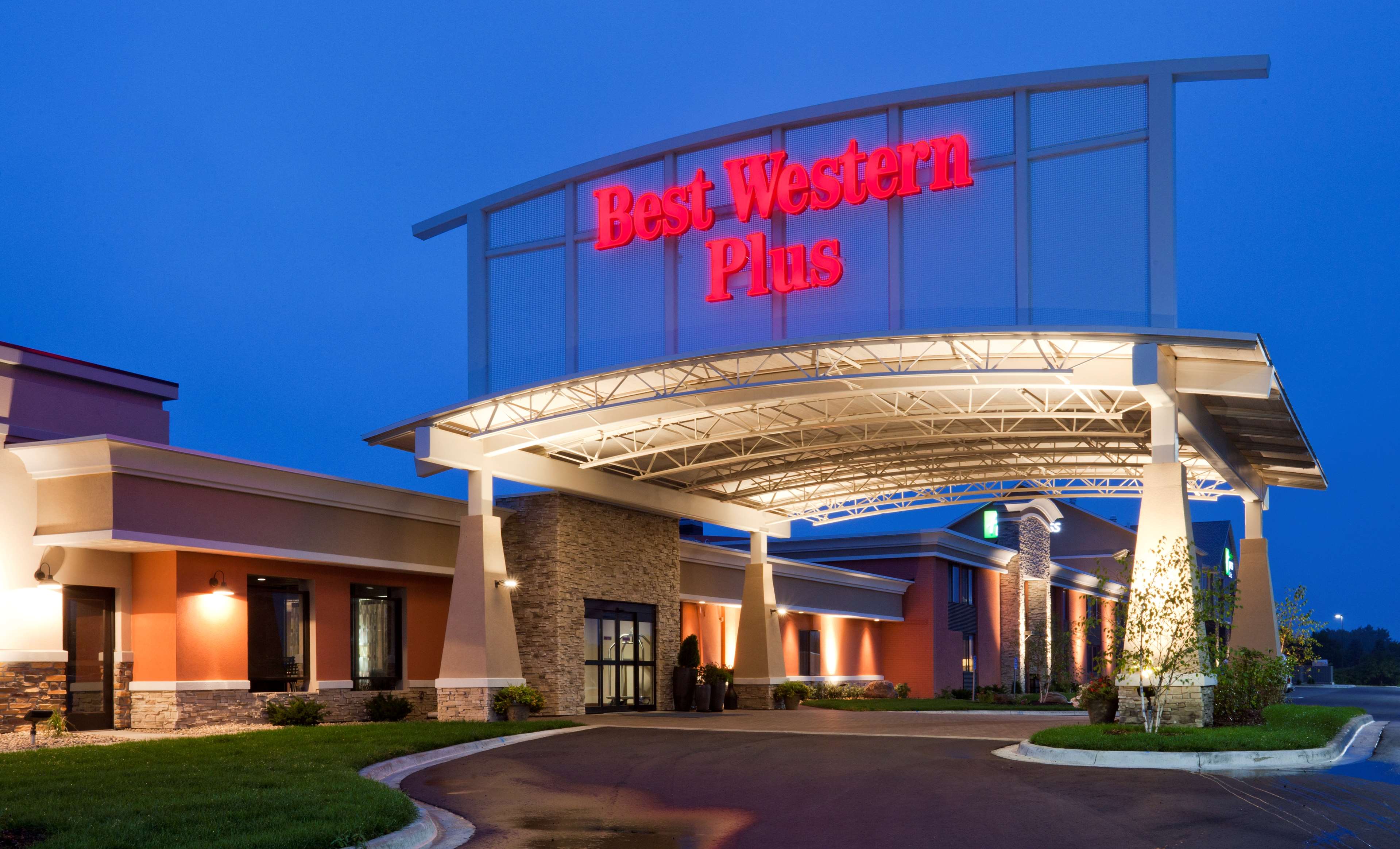 Best Western Plus Willmar in Willmar, MN (Hotels & Motels) 320235