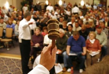 What You Need to Know About Purchasing Investment Real Estate at an Auction