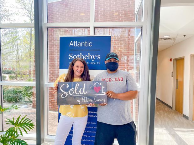 Images Melanie Currey, REALTOR | Kris Weaver Real Estate Team-Atlantic Sothebys Int'l Realty