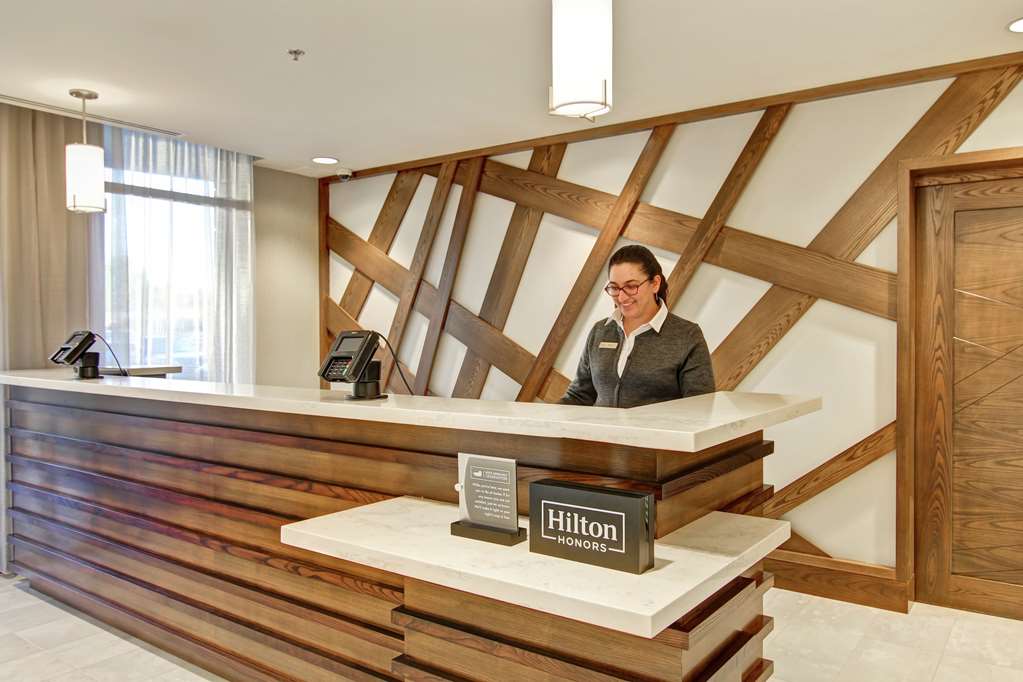 Homewood Suites by Hilton Ottawa Kanata in Kanata: Reception