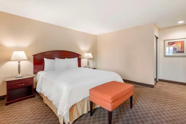 Images Best Western Plus West Covina Inn